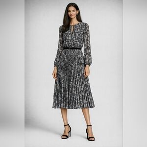 DONNA MORGAN Long Sleeve Pleated Sheer Dress, Size 4